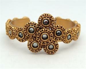 SARAH CAVENDER SMALL FILIGREE CUFF WITH FLOWER SHAPE