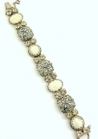 SORRELLI SNOW BUNNY SWAROVSKI CRYSTAL BRACELET