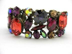 Sorrelli Very Berry Holiday Bracelet