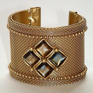 SARAH CAVENDER MESH COVERED CUFF WITH BEAD CHAIN