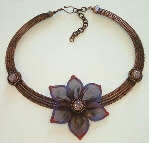 SARAH CAVENDER LOTUS FLOWER WITH CENTER STONE ON CURVED NECKLACE WITH 2 STONE STATIONS