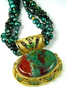 DRAGONS BLOOD JAPSER OVAL PENDANT ON TEAL PEARLS BY BARBARA GARWOOD
